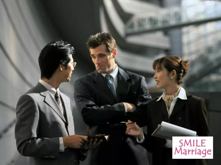 男性の年収別、成婚相手との年齢差 [2025/03/28] - すまいるマリアージュの婚活カウンセラーブログ | IBJは成婚数No.1