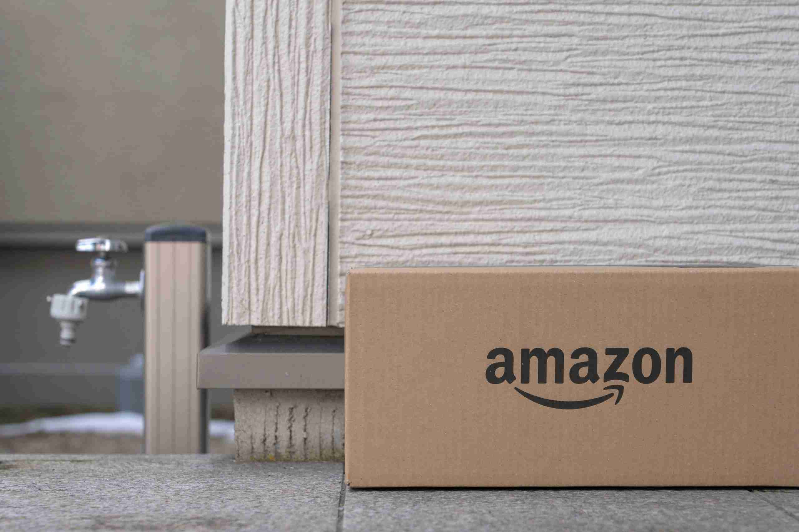         Amazon配達員が「勝手に置き配する」ケースが多発。「一日あたり200個以上配達することも…」配達員のミスや勘違いが原因か  |  日刊SPA!    