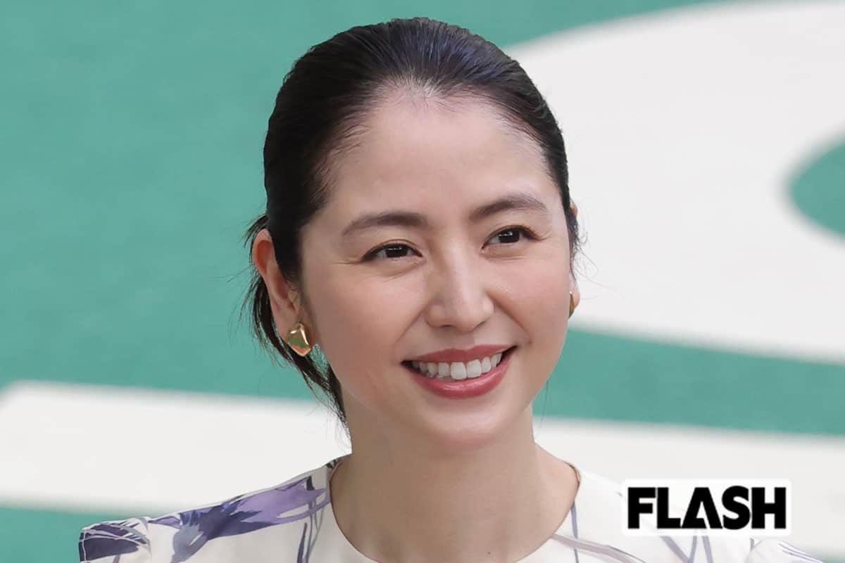 長澤まさみ 結婚報告で注目された“美文字”の秘訣…明かしていた「女性としてのたしなみ」への憧れ | Smart FLASH/スマフラ[光文社週刊誌]