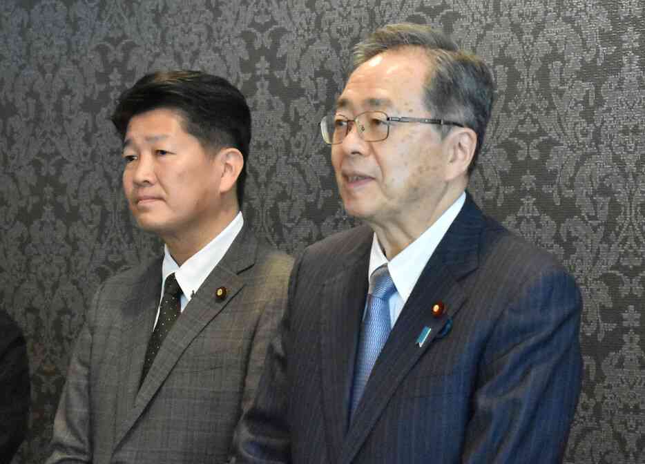 取材に応じる公明・斉藤代表 (時事通信) - Yahoo!ニュース