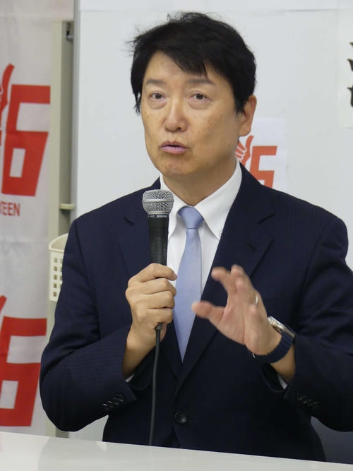 国民・足立康史氏「直ちに削除しろ！」京大医学部卒モデルの出馬巡り「オジサンの趣味？」に激怒 - 政治 : 日刊スポーツ