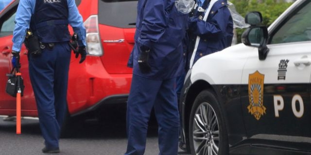 「挑発され怒りが頂点に…」巡査部長が“迷惑客”を殴り懲戒処分も、同情の声が相次ぐ　警察OB明かす理不尽な“カスハラ”事情 | 弁護士JPニュース