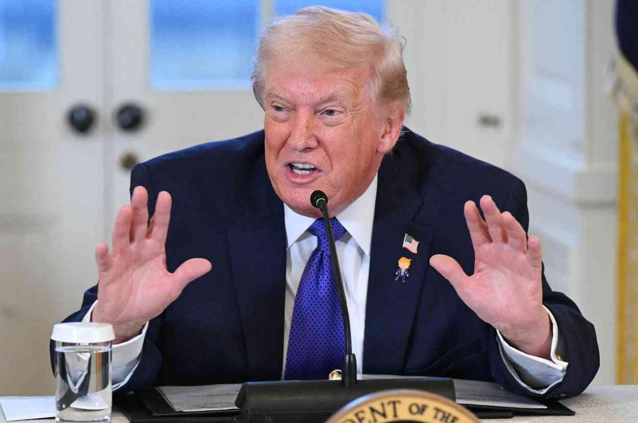トランプ政権のスローガン、ナチスのプロパガンダと酷似で物議「非常に不快」「世界大戦を望んでいる」