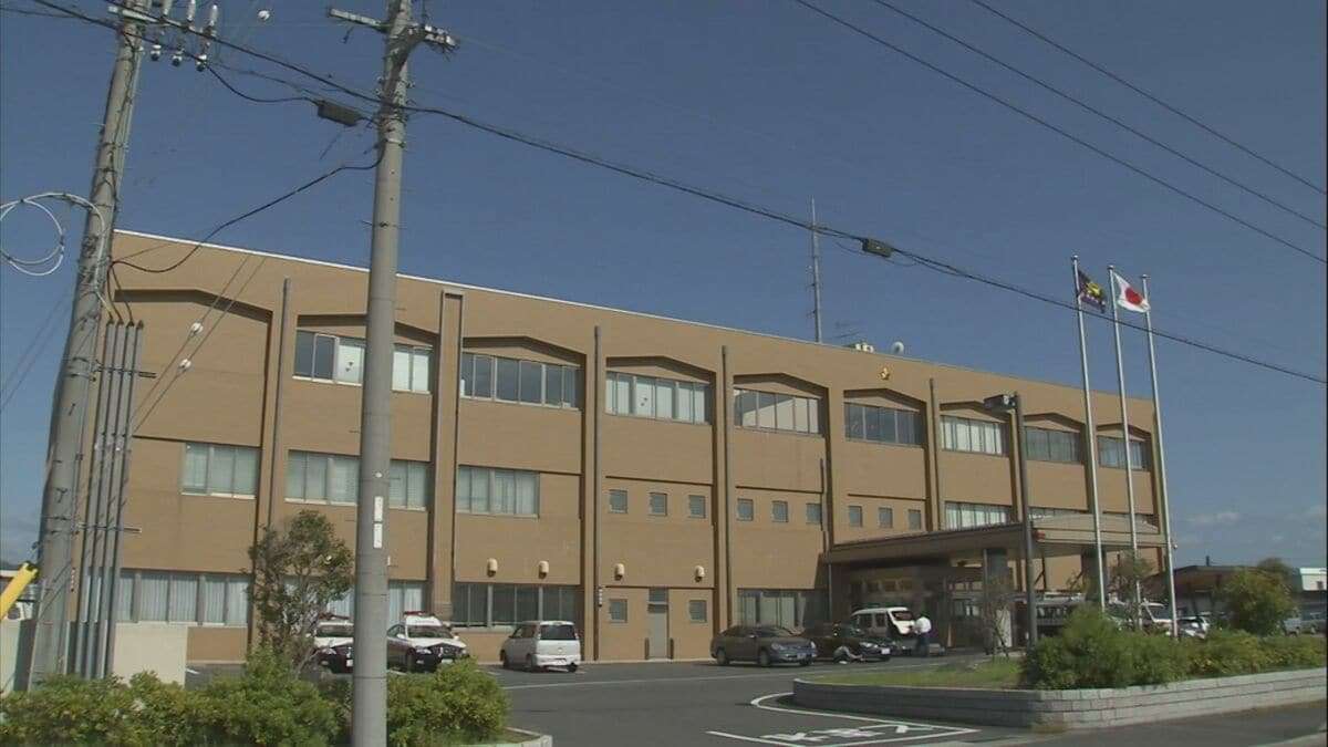 「金がないなら消費者金融から借りろ」路上で男性に因縁つけ脅迫し金を脅し取ろうとした疑い　会社役員の男(22)や女子中学生(14)ら5人を逮捕 | TBS NEWS DIG (1ページ)