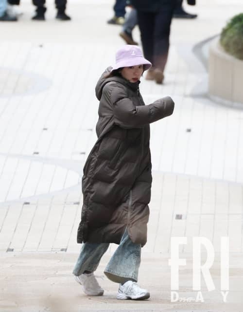 日比谷のミッドタウンで…ロングヘアをばっさりカットした「永野芽郁」を発見!