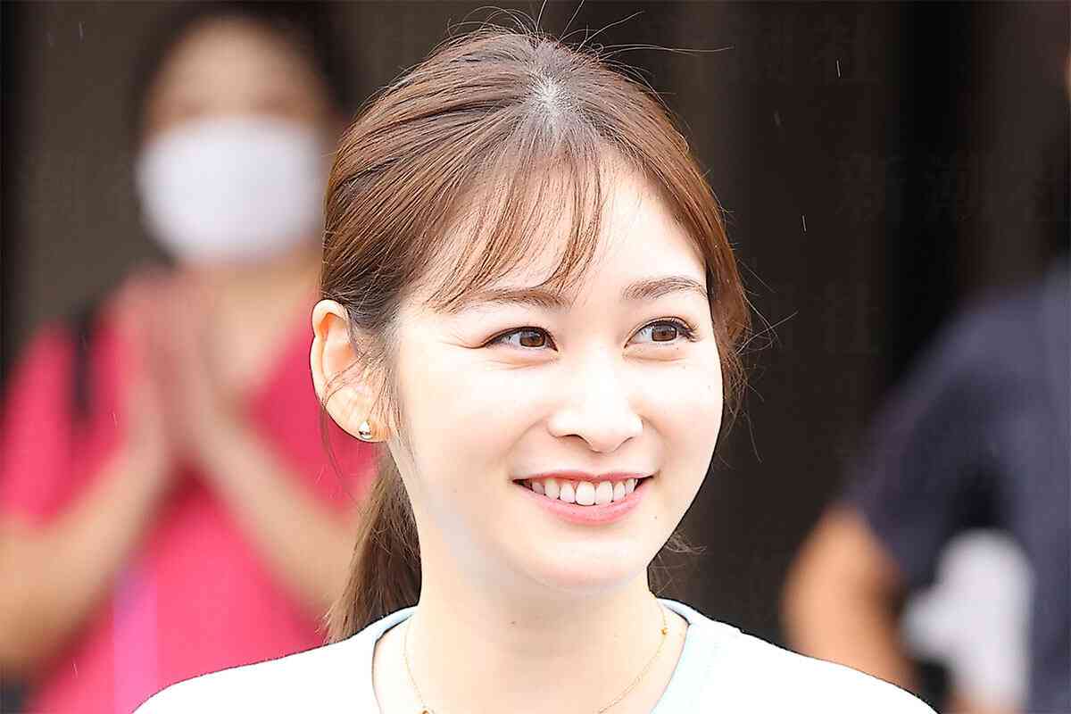 年収は700～800万円、帯番組も担当できず…岩田絵里奈アナ「日テレ退社」の裏事情　先輩「水卜アナ」との“格差”とは | デイリー新潮