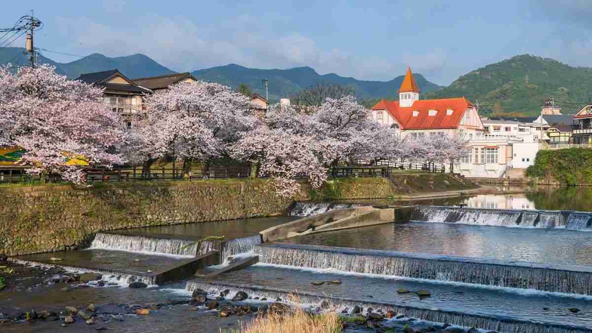 日本の天然温泉で源泉水位低下、オーバーツーリズムに原因か - CNN.co.jp