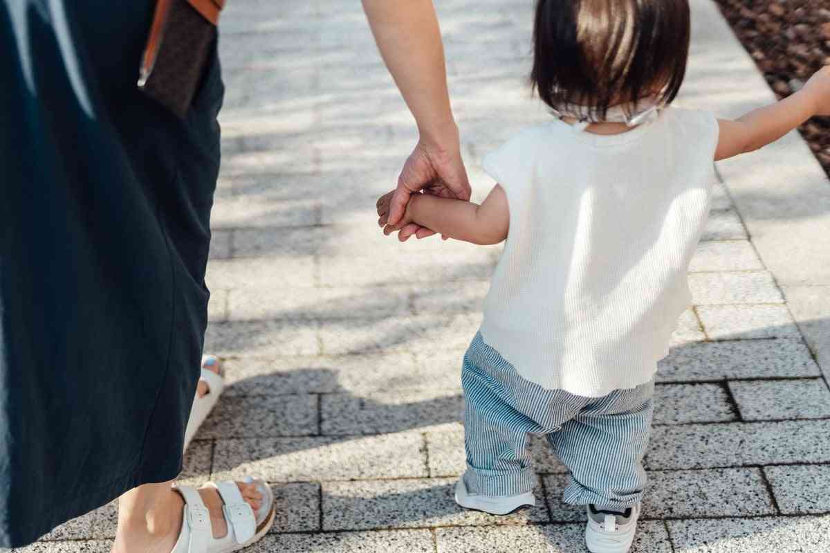 【関連記事】「生まれ変わったら末っ子がいい」泣き崩れた長女に母がかけたあり得ない言葉とは。ヤングケアラーのリアルを追う | FORZA STYLE｜ファッション＆ライフスタイル[フォルツァスタイル]