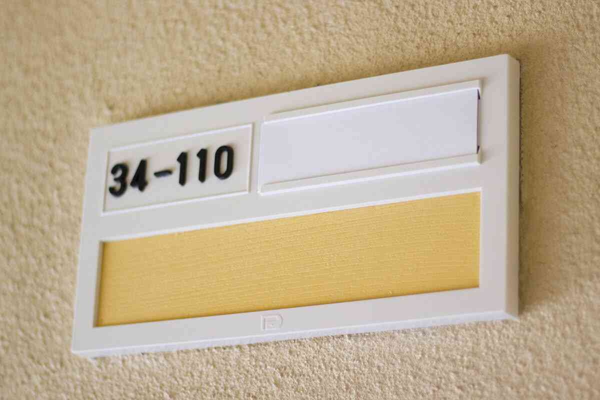 「フルネームなんて怖くて出せない」戸建てでも“表札を出さない家”が急増中！「配達員は困る」「Googleマップが怖い」賛否の声（LASISA） - Yahoo!ニュース