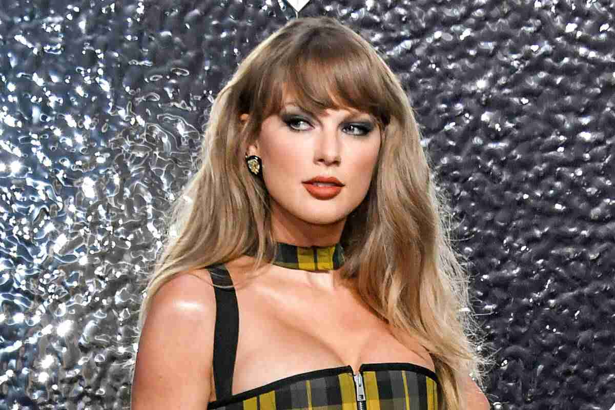 テイラー・スウィフト、女性では史上最年少でソングライター殿堂入り　他にケニー・ロギンスら…昨年８月にＮＦＬスター選手と婚約 - スポーツ報知