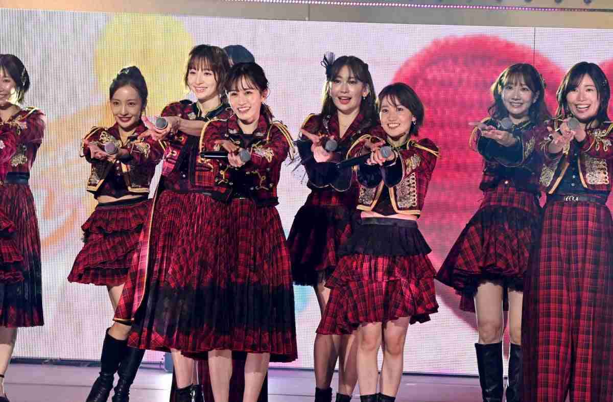AKB48 20周年記念公演に”初代・神7”6人もそろう 最終公演はOGだけで135人登場