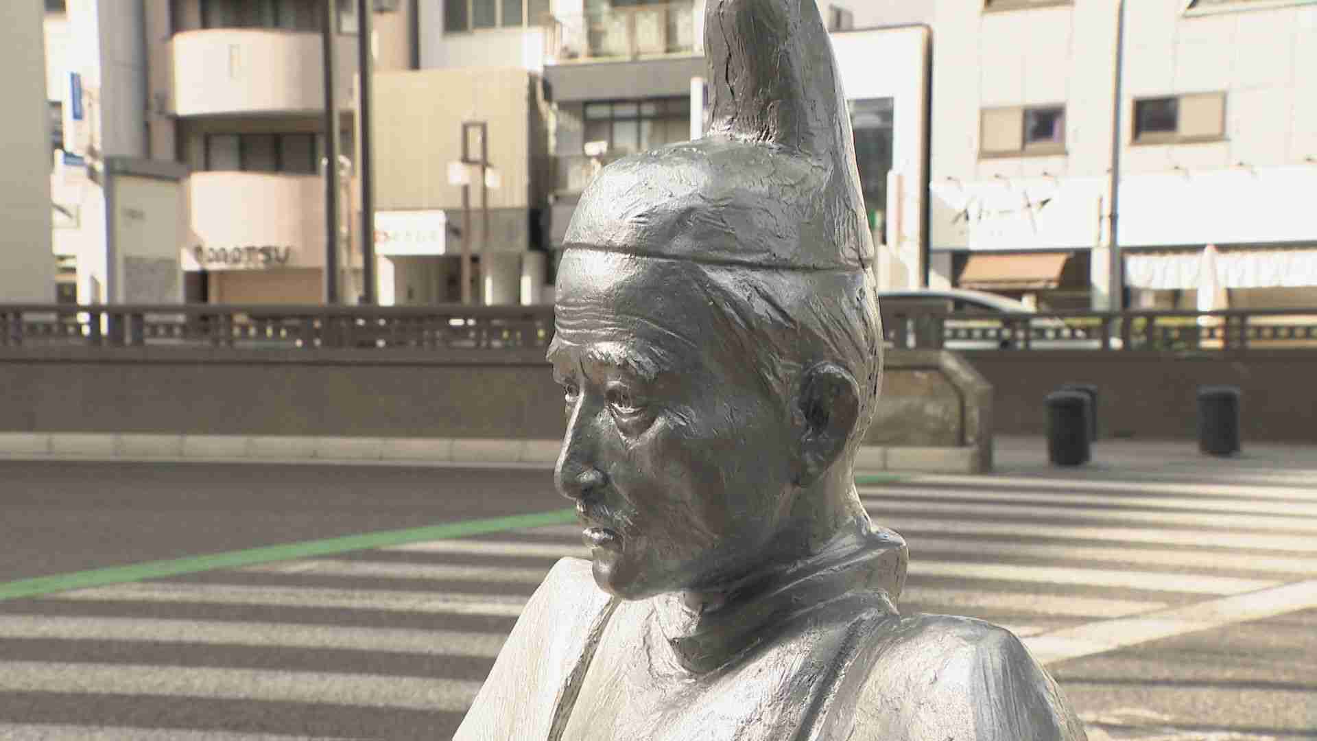 首を折られた豊臣秀吉像 器物損壊の疑いで愛媛県警の警部補ら2人を書類送検 約30万円かけて商店街が修復 名古屋・西区（CBCテレビ） - Yahoo!ニュース