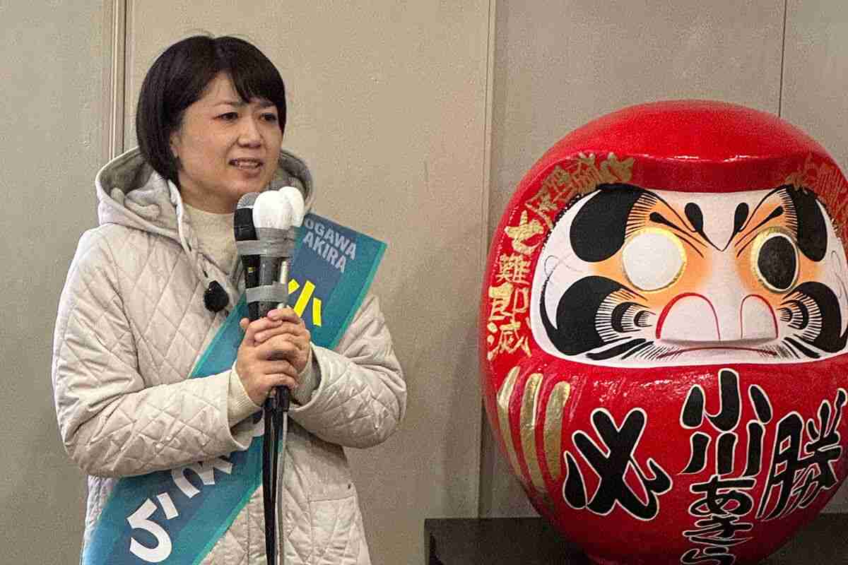 最後まで泣かずにがんばった　“ホテル密会”小川晶前前橋市長が出陣式で見せた「アイドル的人気」と「田久保眞紀氏との違い」「ダブルスコアで勝つ」の予想も | デイリー新潮