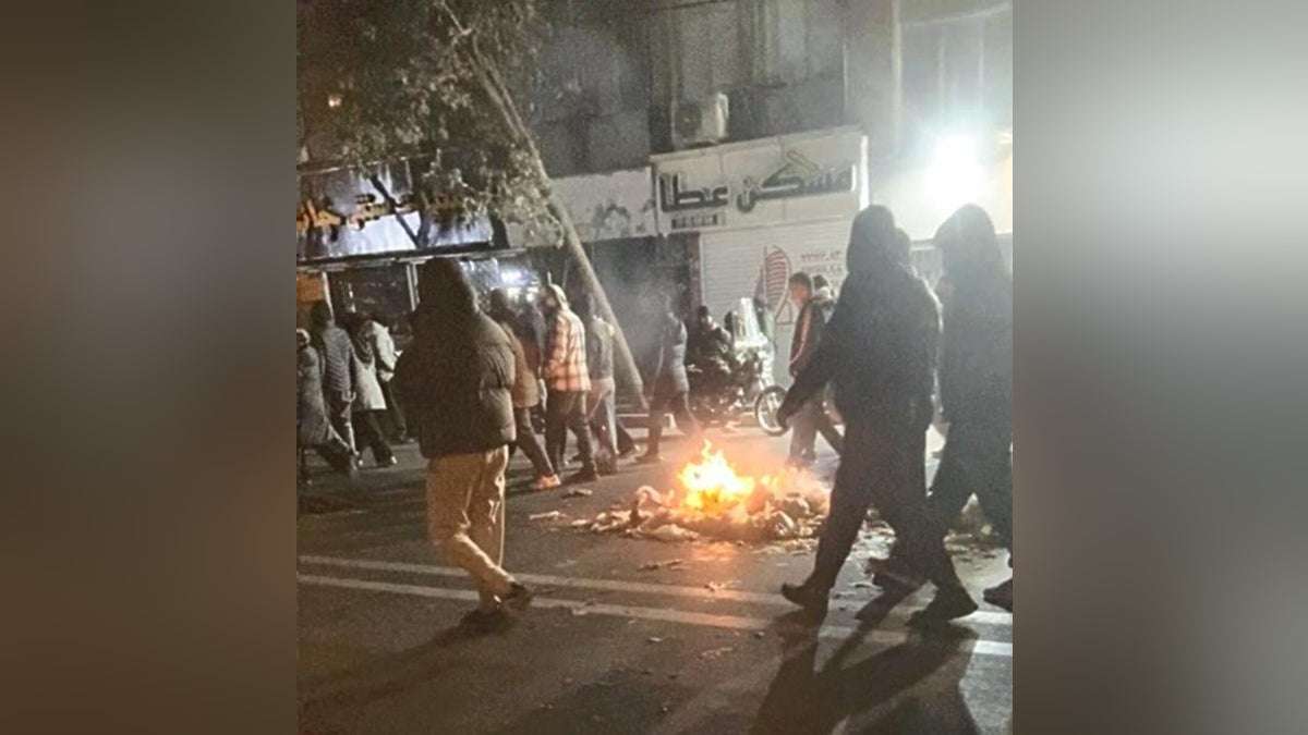 イランで「情報鎖国」…国外からの情報を阻止、国内メディアは「反革命集会は失敗」と報じる : 読売新聞