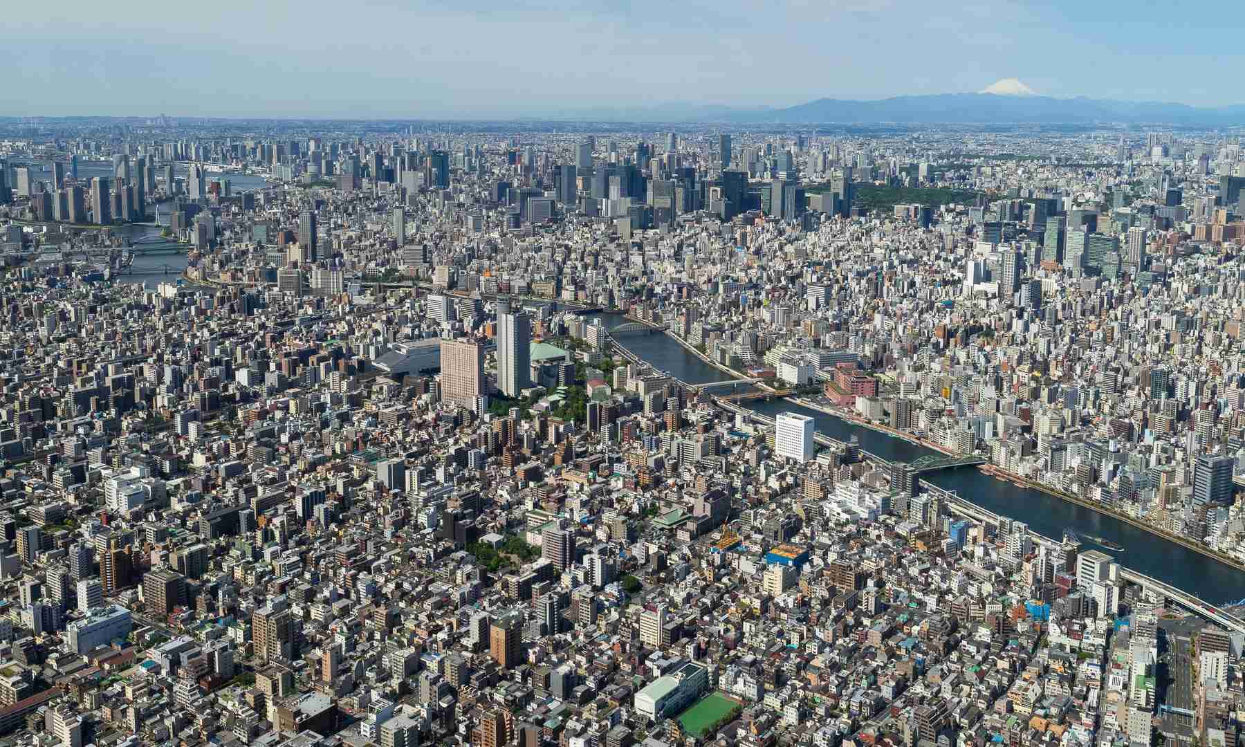 なぜ地方の人は東京に憧れるの？都会に惹かれる心理と知っておくべき厳しい現実