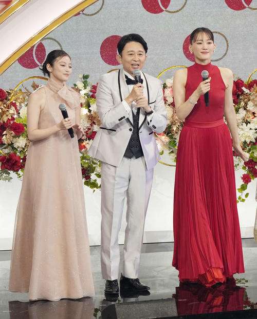 【紅白】aespa熱唱後に広島出身の有吉弘行＆綾瀬はるかの声がけなしにＸ反応→意見続々 - 音楽 : 日刊スポーツ