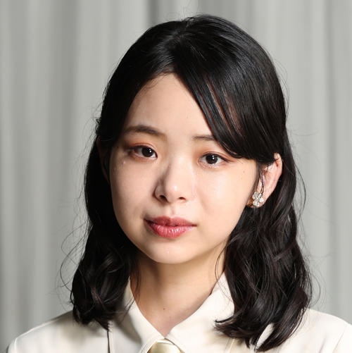 趣里、父・水谷豊とのツーショット公開「いつかコラボできるように頑張りたい」昨年初孫誕生 - 芸能 : 日刊スポーツ