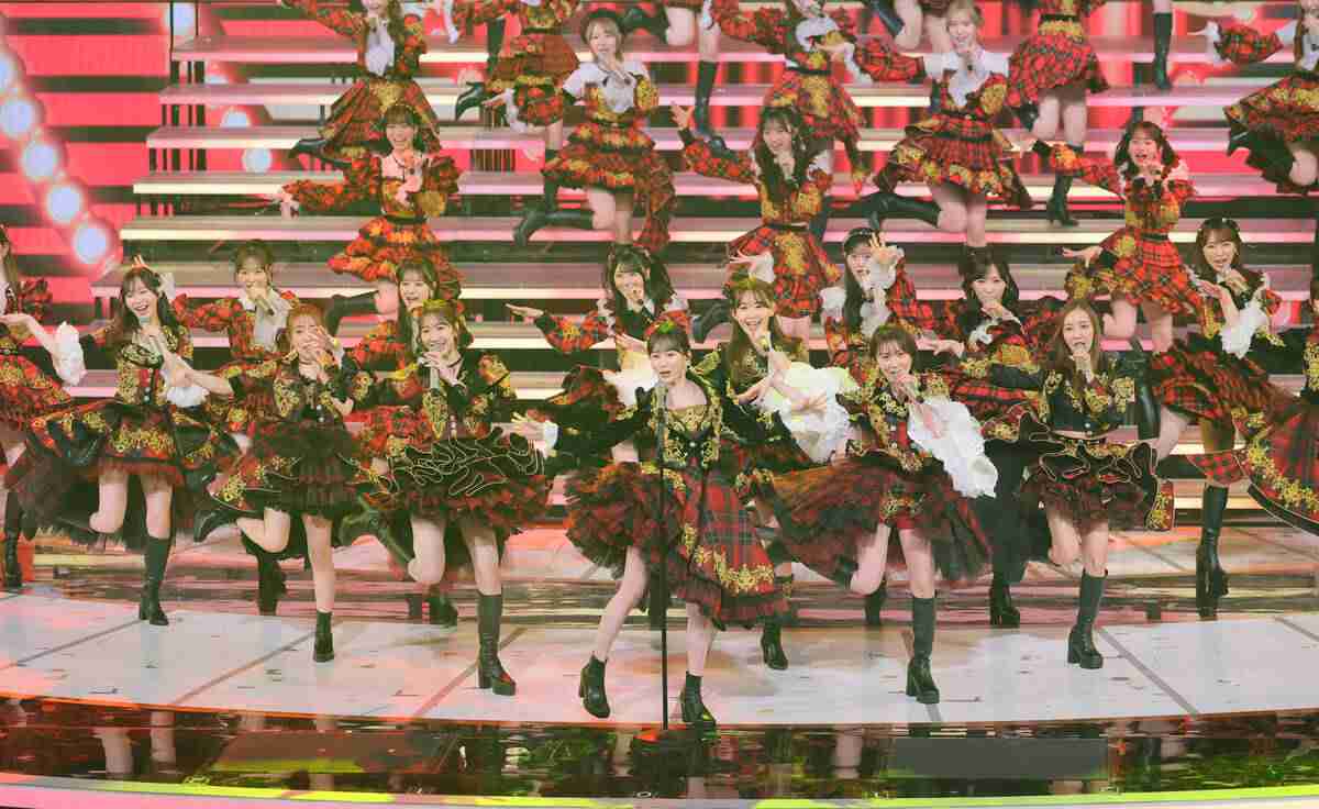 【紅白】有吉弘行、AKB48のOGをイジり倒す「現役のメンバーは相当イヤでしょうね」「ちゃんと踊れますか」