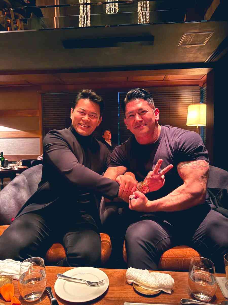 〝筋肉モリモリ＆ゴリゴリタトゥー〟テスラジャパン・橋本社長に「龍が如くに出てそう」「怖すぎる！！」「これぞ外資企業戦士」の声