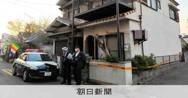 民家の浴槽内に男性遺体、ふた閉まり上に家財道具　大阪府警が捜査 [大阪府]：朝日新聞