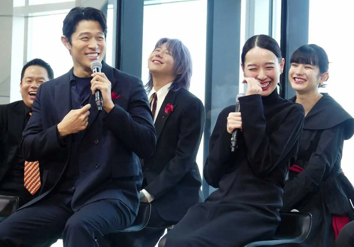 鈴木亮平主演　日曜劇場「リブート」初回視聴率は13・3％　13作連続の2桁発進！ - スポニチ Sponichi Annex 芸能