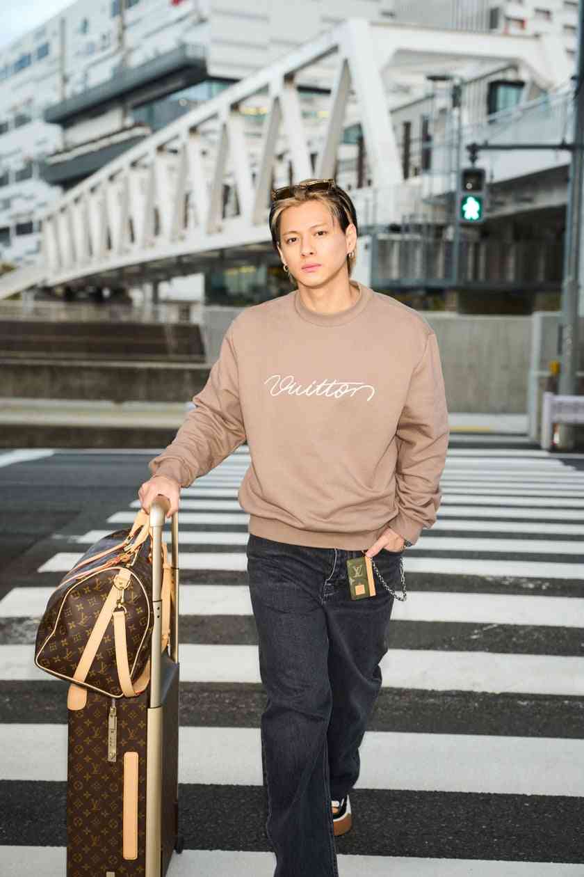 【ルイ·ヴィトン】平野紫耀のルイ·ヴィトンを着用したエアポートスタイル | ルイ･ヴィトン ジャパン株式会社のプレスリリース