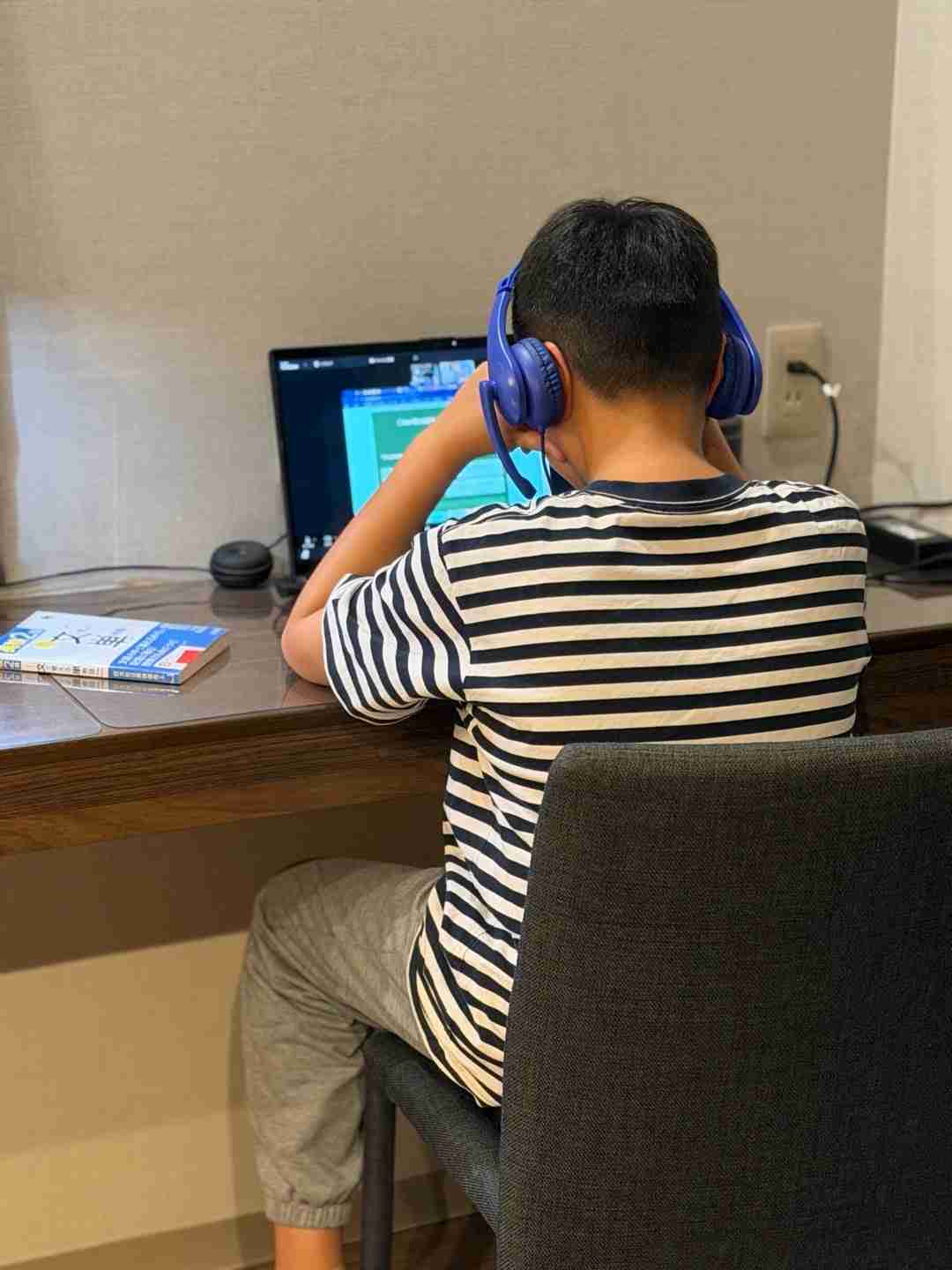 小原正子　市立小5年の長男が英検2級「不合格でした」→再挑戦に向け勉強中　小3次男も英検3級合格、3児ママ