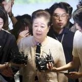 >>292 フライデーより高市早苗を総理に！」サンクチュアリ信者が総選挙で仕掛けた”... | ガールズちゃんねる - Girls Channel -
