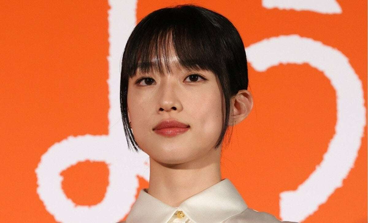 「河合優実」に池松壮亮と“同棲愛”報道　2人の“相思相愛の結婚観”で気になるゴールインのXデー | AERA DIGITAL（アエラデジタル）