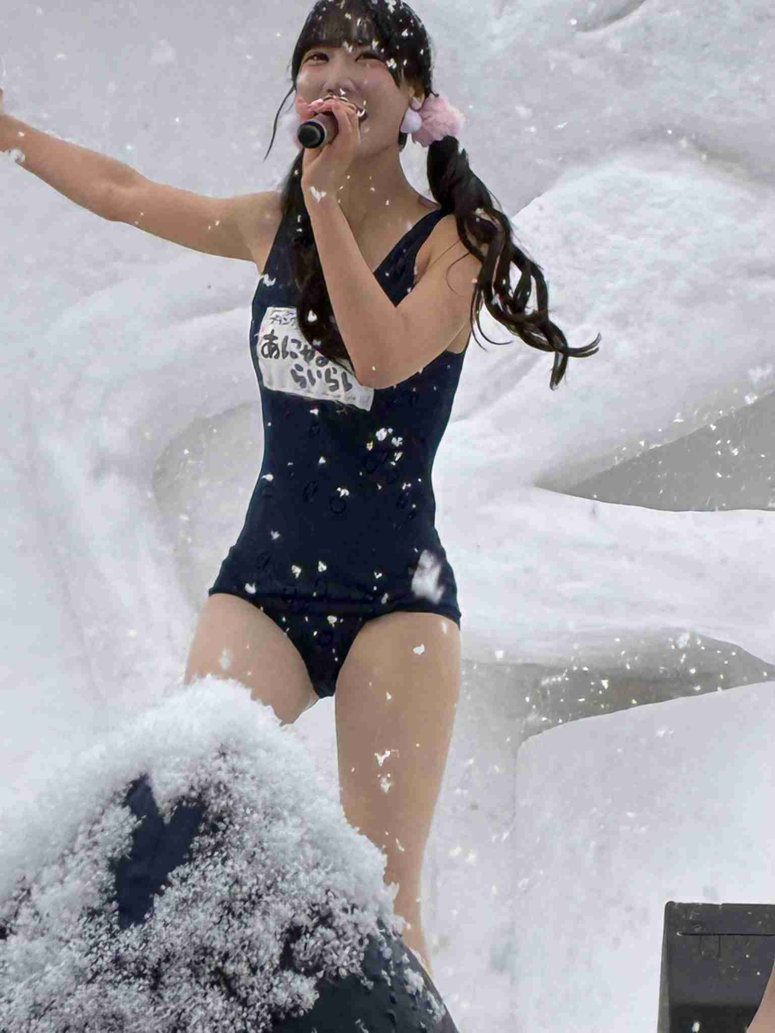 アイドルが雪まつりに水着で登場、ネットで“バズリ”も運営謝罪「管理責任を重く受け止めております」