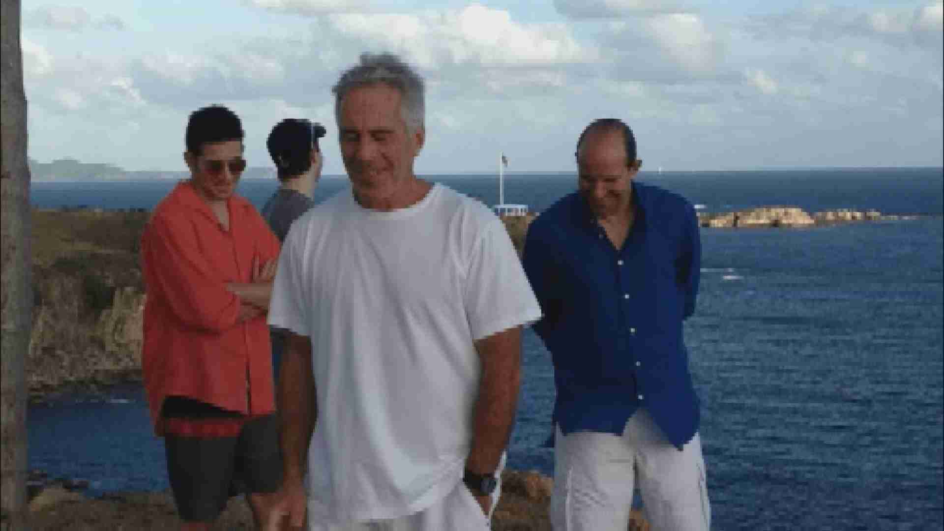 アメリカ司法省　エプスタイン元被告とラトニック商務長官が写った写真を一時削除　米メディア報道　議会からはラトニック氏に証言求める声（TBS NEWS DIG Powered by JNN） - Yahoo!ニュース