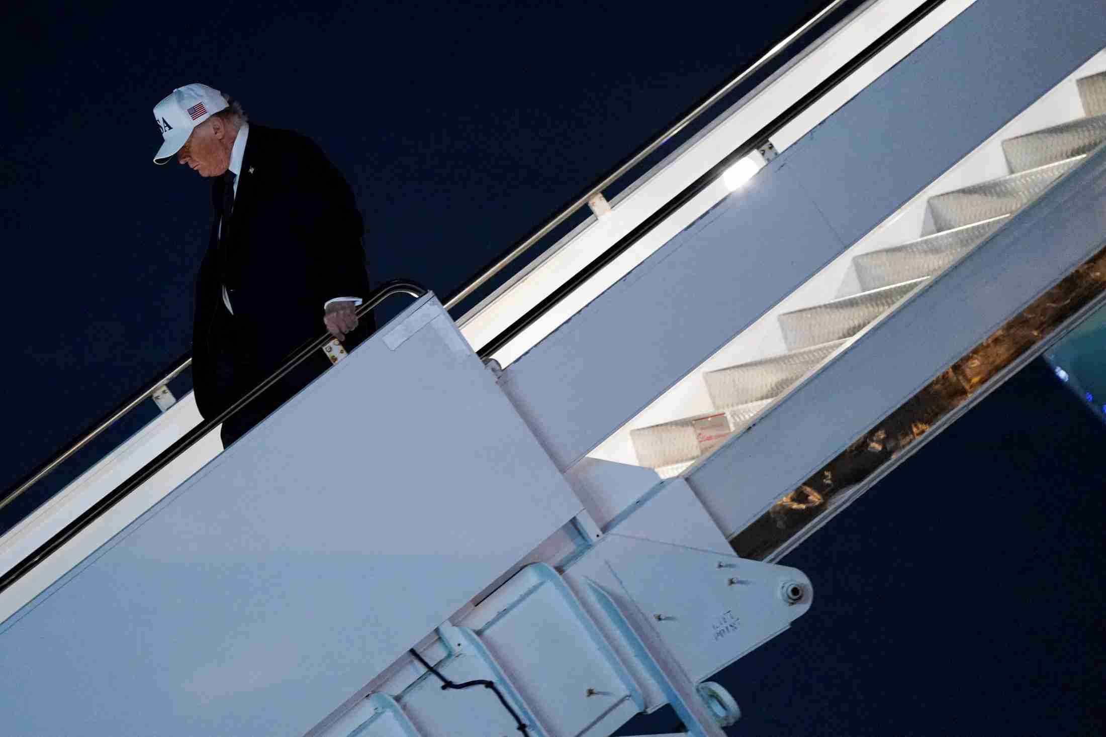 トランプ氏、 イランで大規模作戦開始と表明　未来のための「崇高な使命」