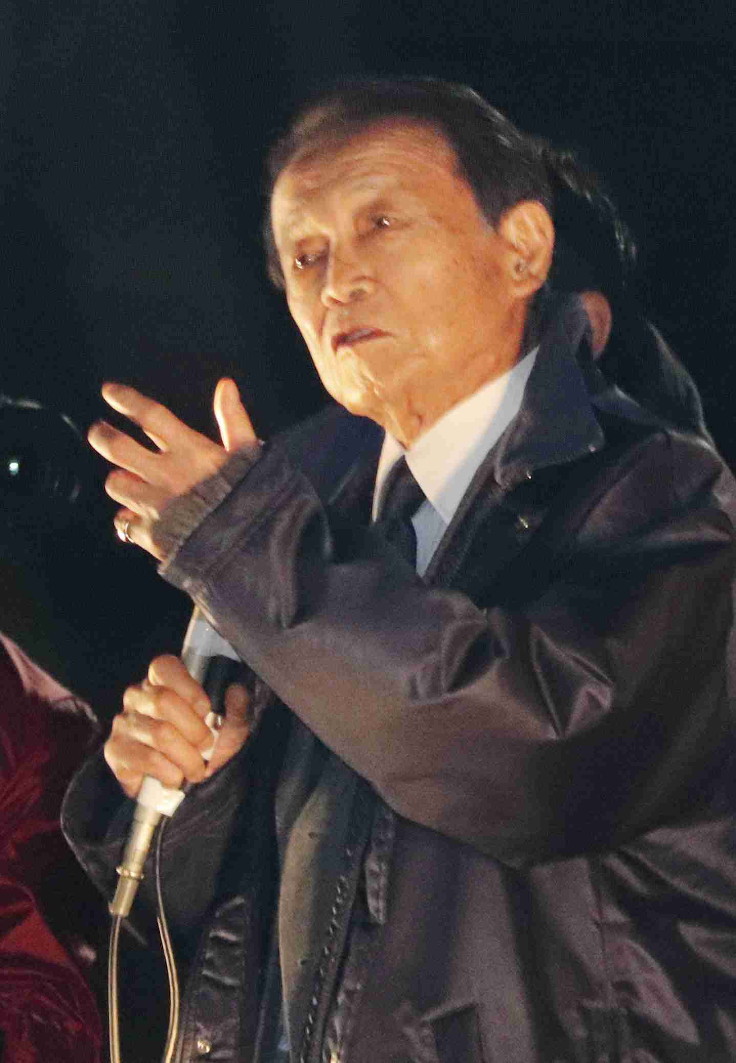 麻生氏「いざとなればやり返す」　連立相手を2度言い間違えも（共同通信） - Yahoo!ニュース