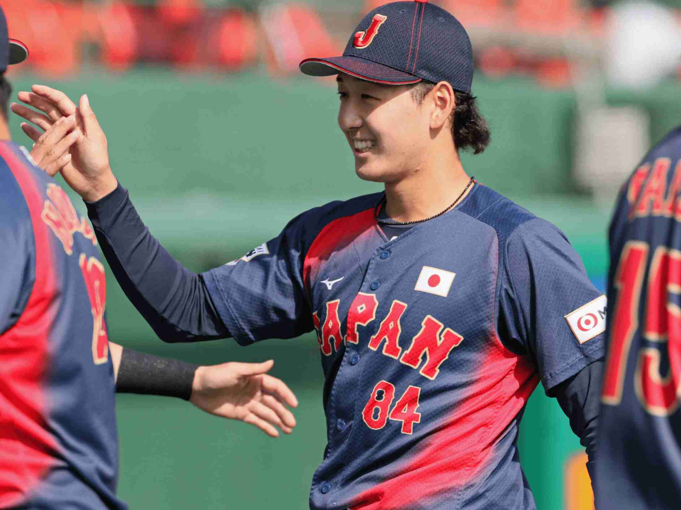 侍ジャパンが西武に緊急連絡「投手をもう1人出して…」“無名の19歳投手”が先発のウラで…井端ジャパンの異変「じつは複数のクローザー候補に断られていた」（Number Web） - Yahoo!ニュース