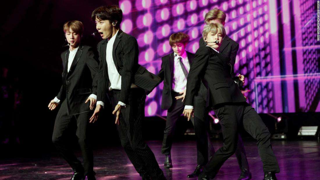 ＢＴＳ、Ｍステ出演取りやめ　原爆描いたシャツが物議 - CNN.co.jp
