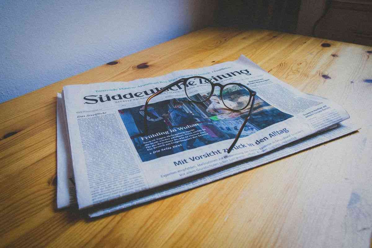 報道の自由度ランキング2025年　日本は180か国中66位 | ELEMINIST（エレミニスト）