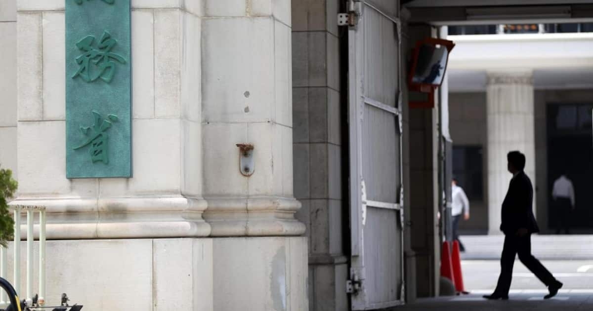 日本の対外純資産４７１兆円に、円安で過去最大　３３年連続の世界首位 - 産経ニュース