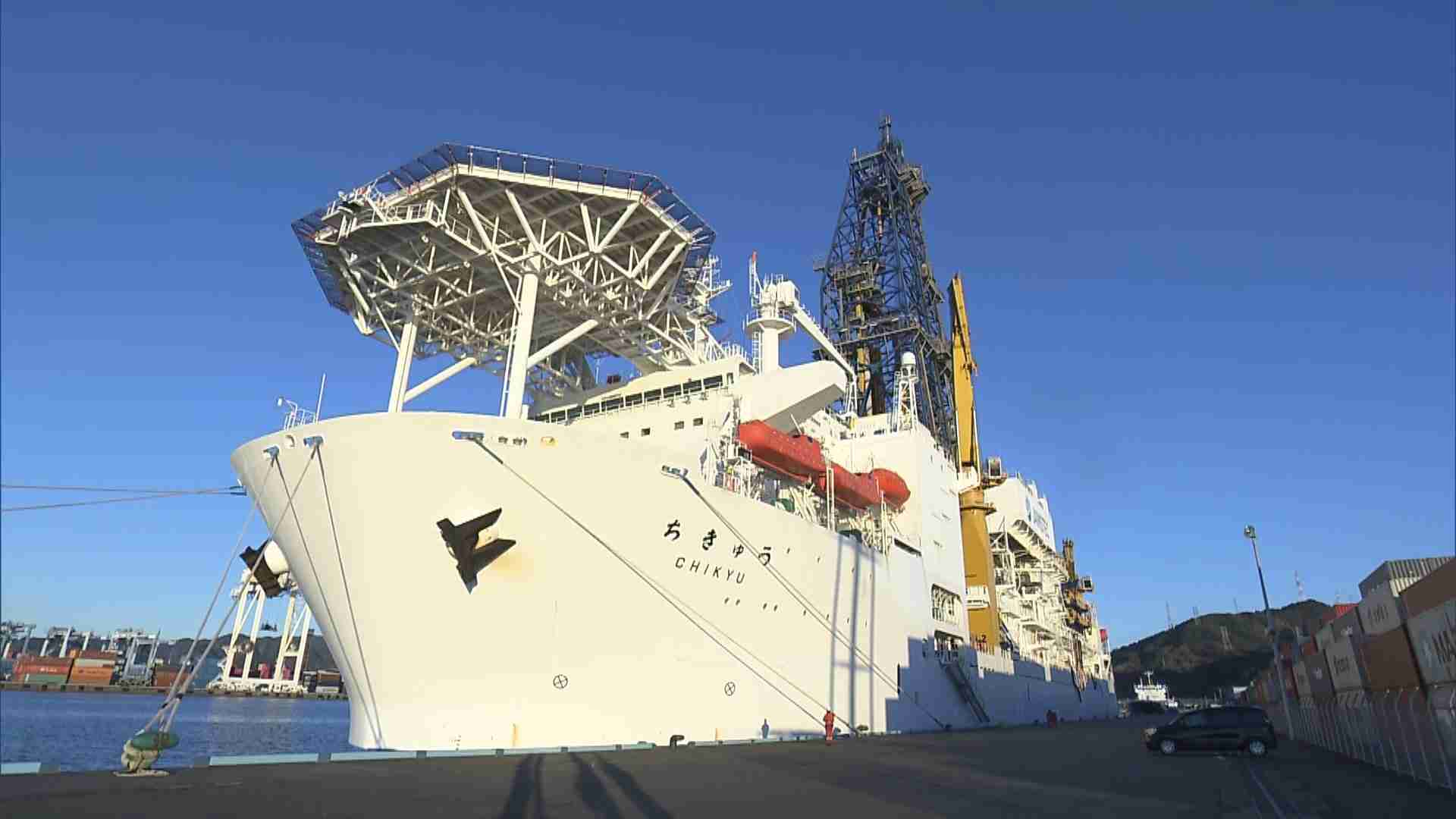南鳥島近海でレアアースを含むとされる泥回収に成功 世界初