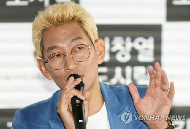 歌手のキム・チャンリョルさん　日本で入国拒否＝背景に領土問題か（聯合ニュース） - Yahoo!ニュース