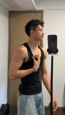 (知られたくなかった)私がイケメン動画・画像を寝る前に見まくってる事を義両親に知られました