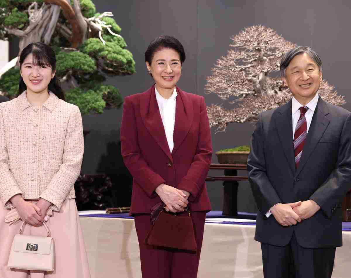 《「じい」というあだ名の由来に》天皇陛下　国際親善の場でも披露されたことも…学習院中等科から続く「盆栽好き」の素顔（女性自身） - Yahoo!ニュース