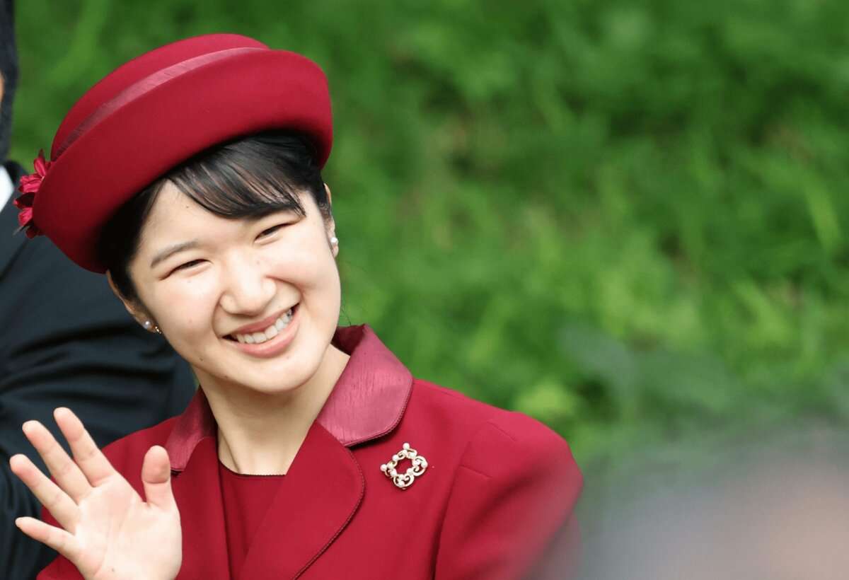 愛子さま　「最近、（母と似ていると）よく言われます」とにっこり！ 「おばあさま」と見つめ合った愛情あふれる瞬間　なごみのエピソード集（AERA DIGITAL） - Yahoo!ニュース