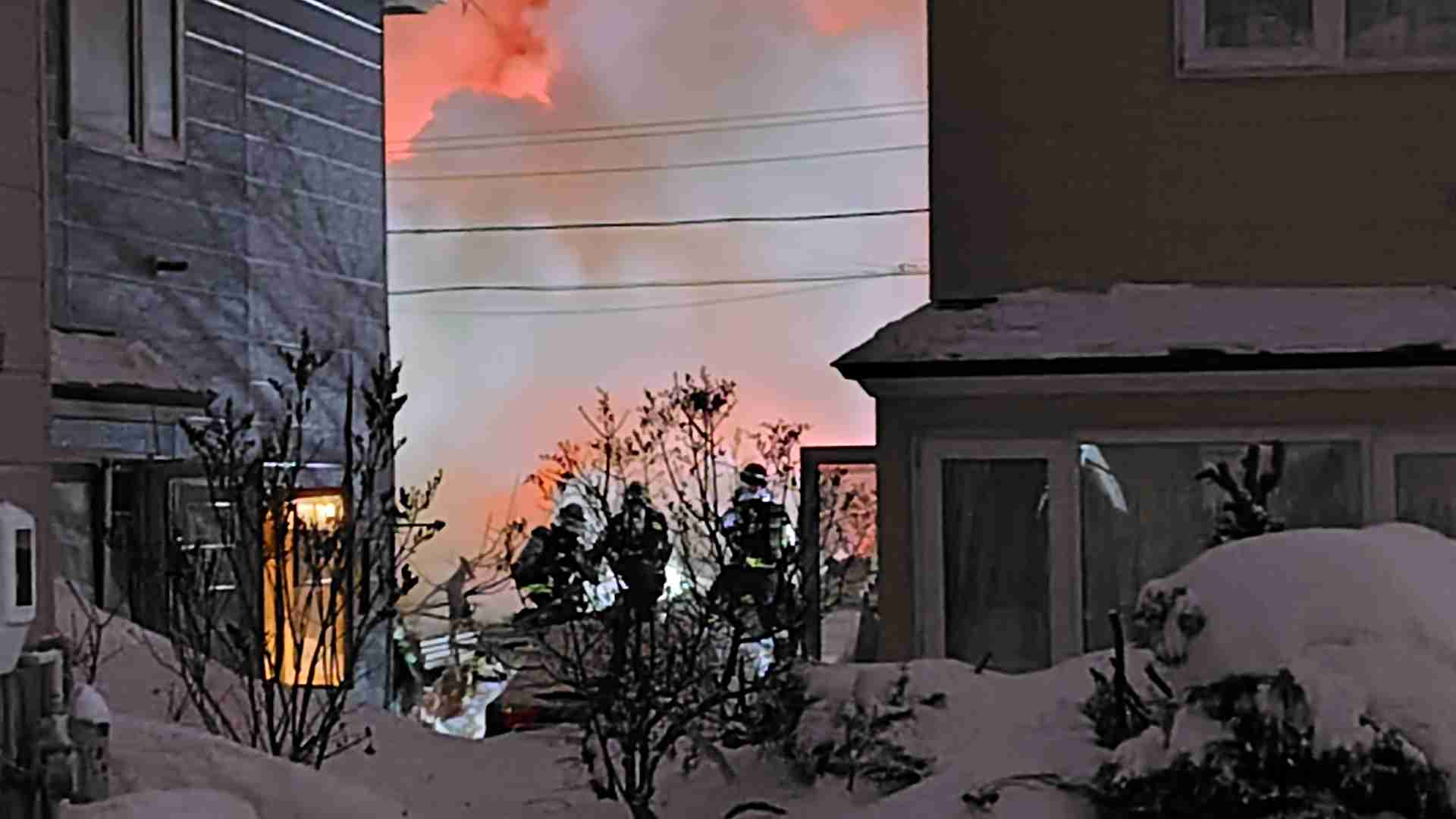 札幌市で住宅爆発　火炎噴出、けが人複数との情報　近隣の建物複数棟も倒壊　北海道