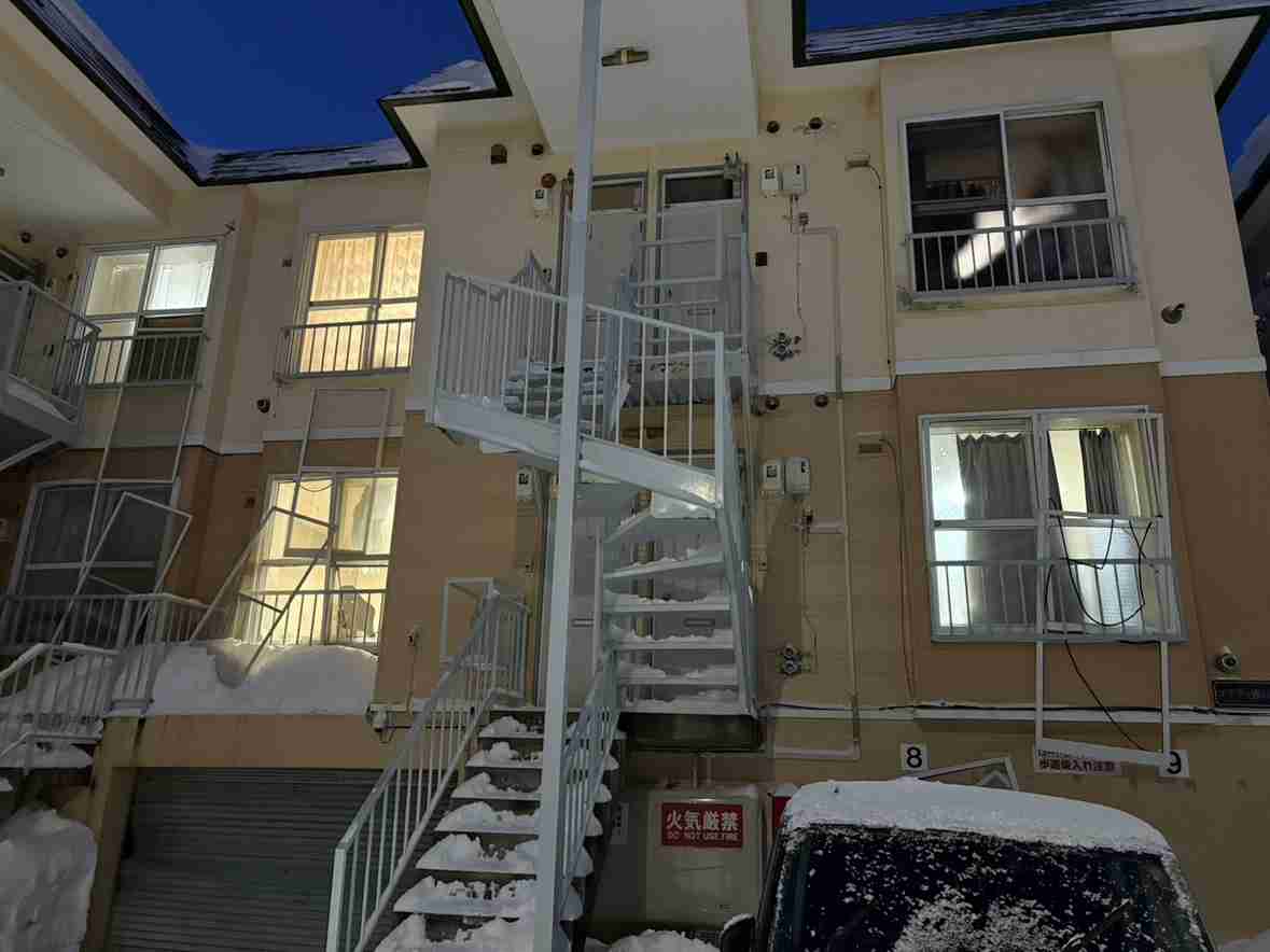 札幌市で住宅爆発　火炎噴出、けが人複数との情報　近隣の建物複数棟も倒壊　北海道