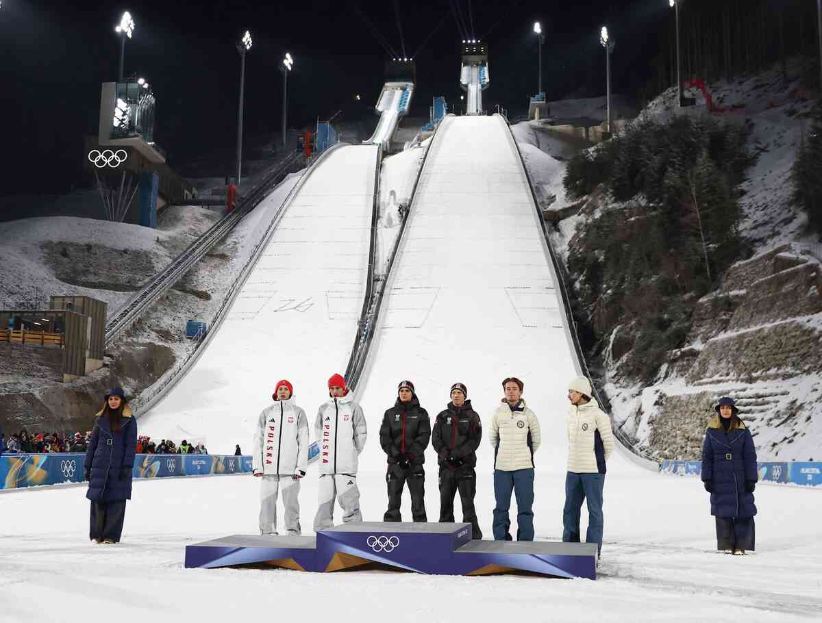 【五輪】ジャンプスーパー団体まさかの結果に早朝から心の叫び飛び交う「雪のバカヤロー」「そりゃないぜ」 - スポーツ報知