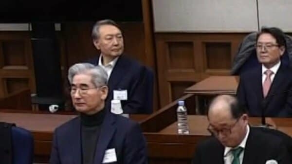韓国・尹前大統領に無期懲役の判決…内乱首謀罪で1月に死刑求刑　当時の首相らにも実刑判決　ソウル中央地裁｜FNNプライムオンライン
