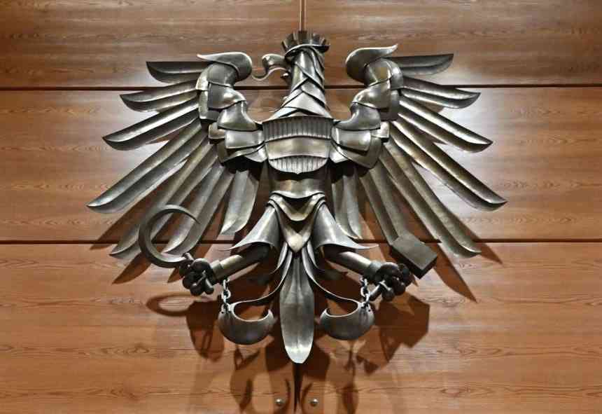 「悪魔に取りつかれた」…3歳児を体重4キロまで衰弱させ餓死させたオーストリア20代夫婦（中央日報日本語版） - Yahoo!ニュース