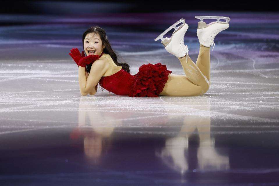 「腹ばいになって足バタバタ…萌える」17歳で銅メダルの中井亜美　エキシビのキュート振付に反響「かわいいが過ぎる」「何より表情がいい」