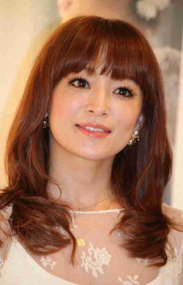 浜崎あゆみ　男児を極秘出産　父親は年下の一般男性　結婚の予定なし