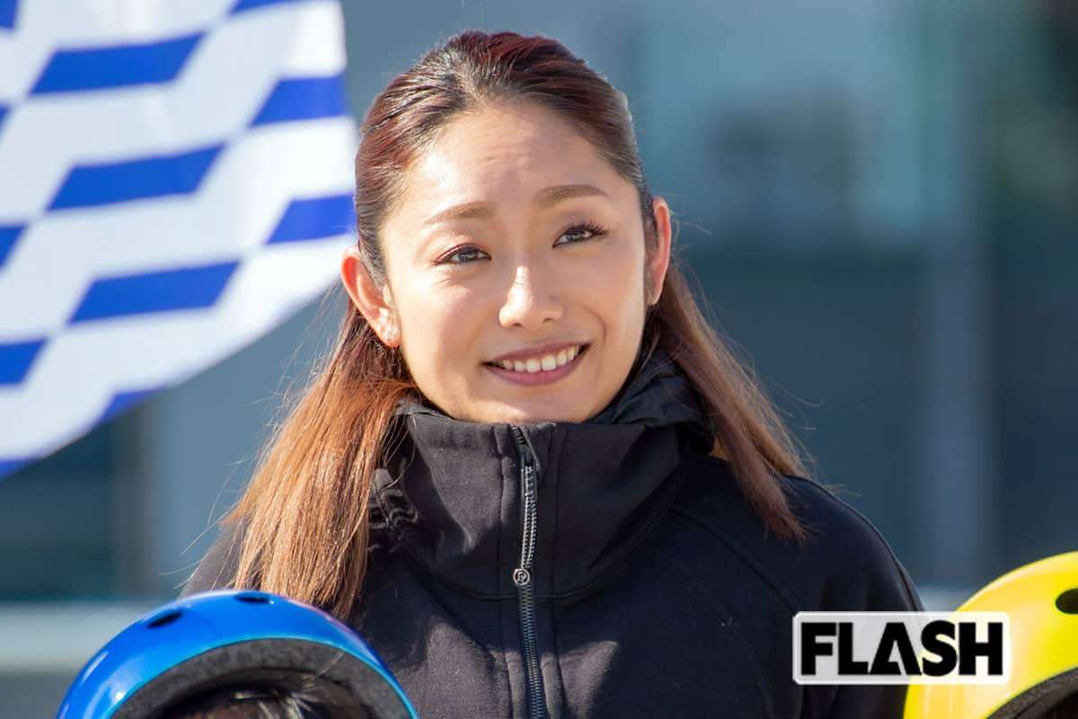 安藤美姫「16歳教え子デート」の次は「男子更衣室侵入」報道で強まる厳しい視線…SNSは “意味深投稿” から1週間沈黙の不穏 - ライブドアニュース
